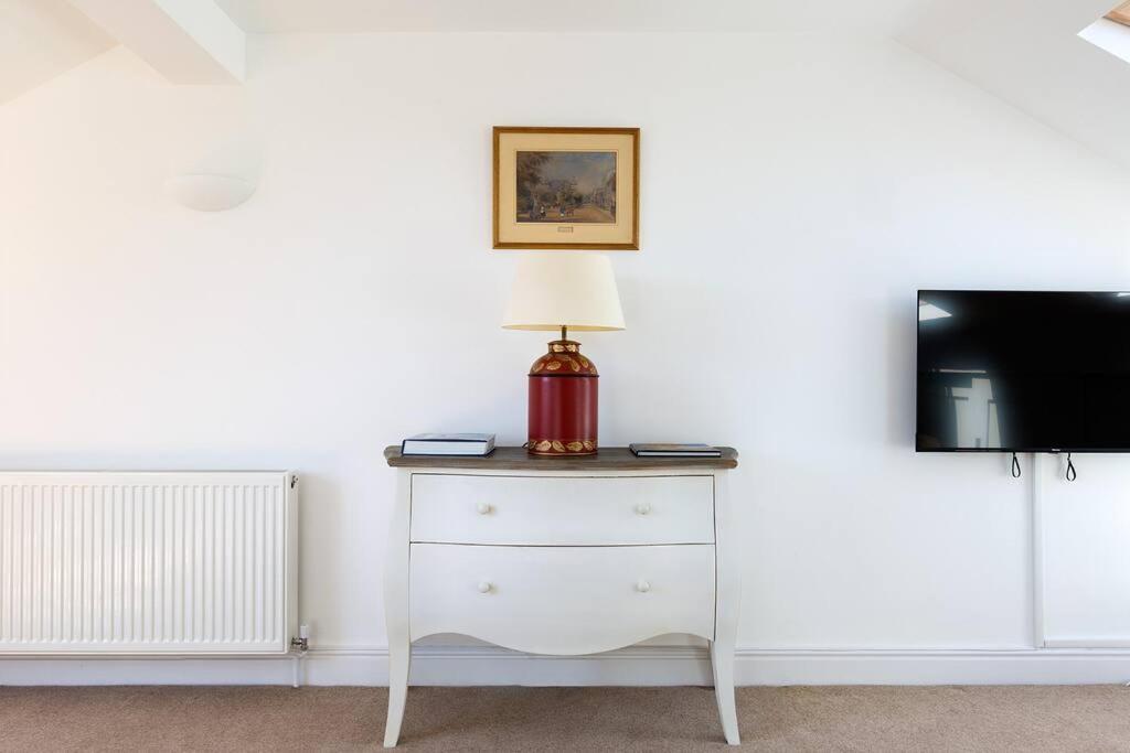 Spacious 3 Bedroom Flat With Terrace Londyn Zewnętrze zdjęcie