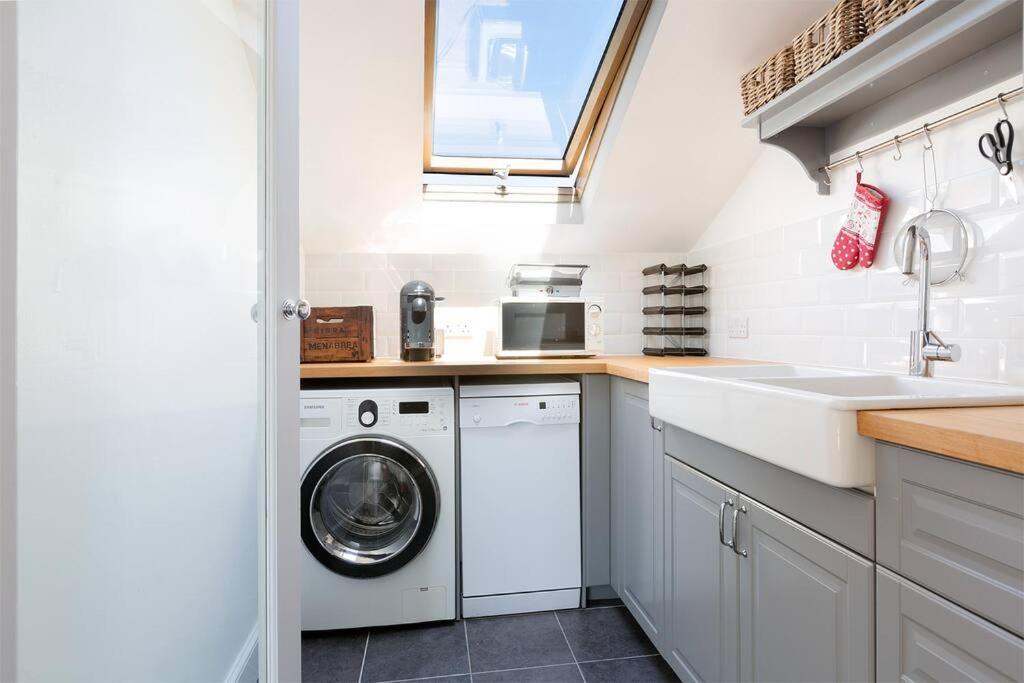 Spacious 3 Bedroom Flat With Terrace Londyn Zewnętrze zdjęcie